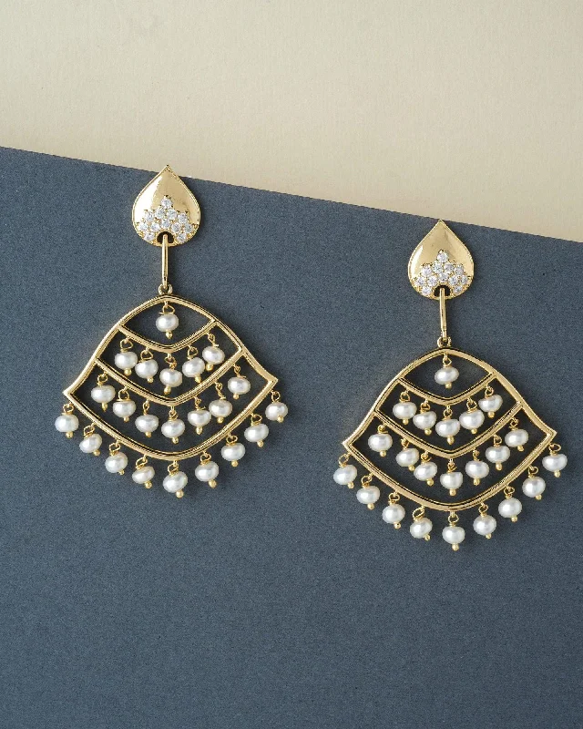 Small hoop earrings for a delicate and understated everyday wear-Fasionable Pearl Hang Jhumka