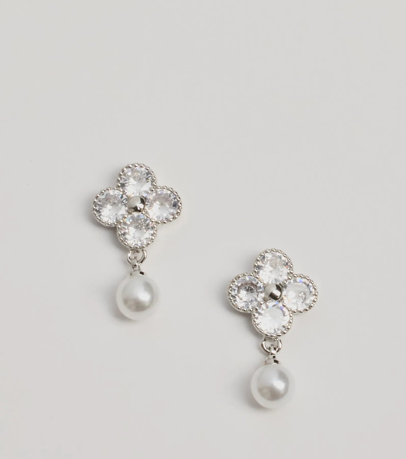 Stud Earrings with Floral Motifs -Cutest Glam Rhinestone And Pearl Clover Stud Earrings