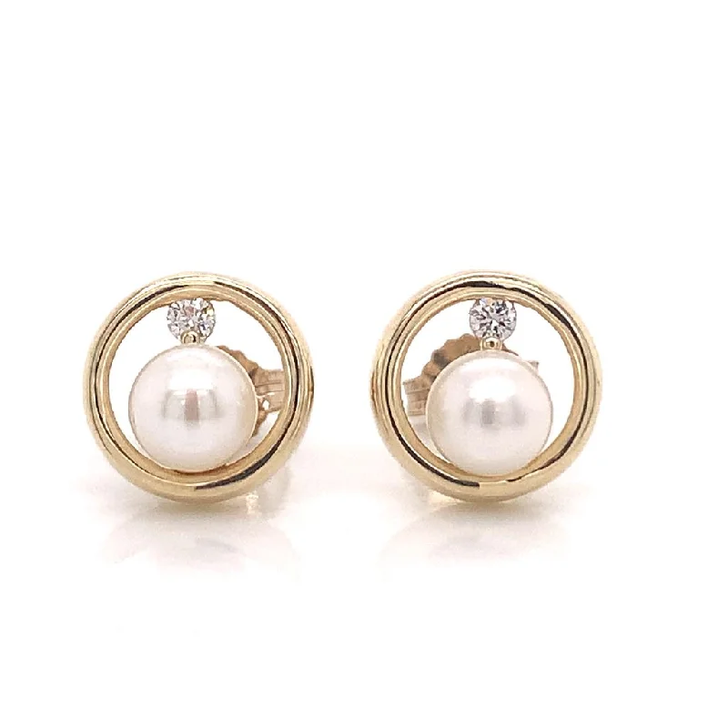 Stud Earrings with Floral Motifs -9ct Yellow Gold 5mm Pearl & 0.06ct Diamond Stud Earrings