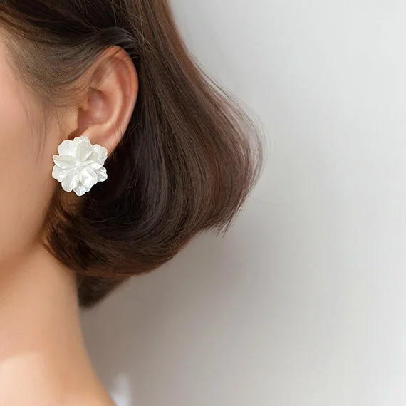 Round Stud Earrings for Classic -White Cream Jasmine Stud Earrings