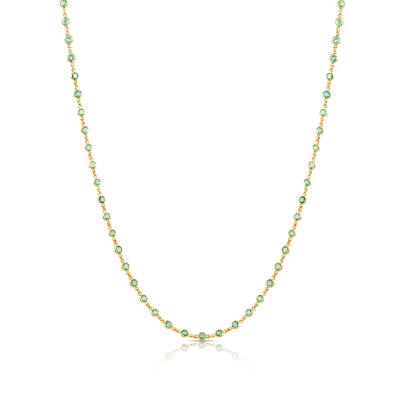 Stunning necklaces and pendants with ruby and diamond combinations for a luxurious effect-Emerald Round Necklace In 18K Yellow Gold