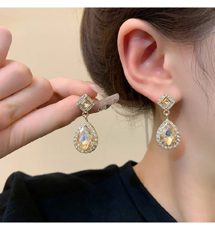 Large Drop Earrings for Statement -Diamond Water Drop Earrings