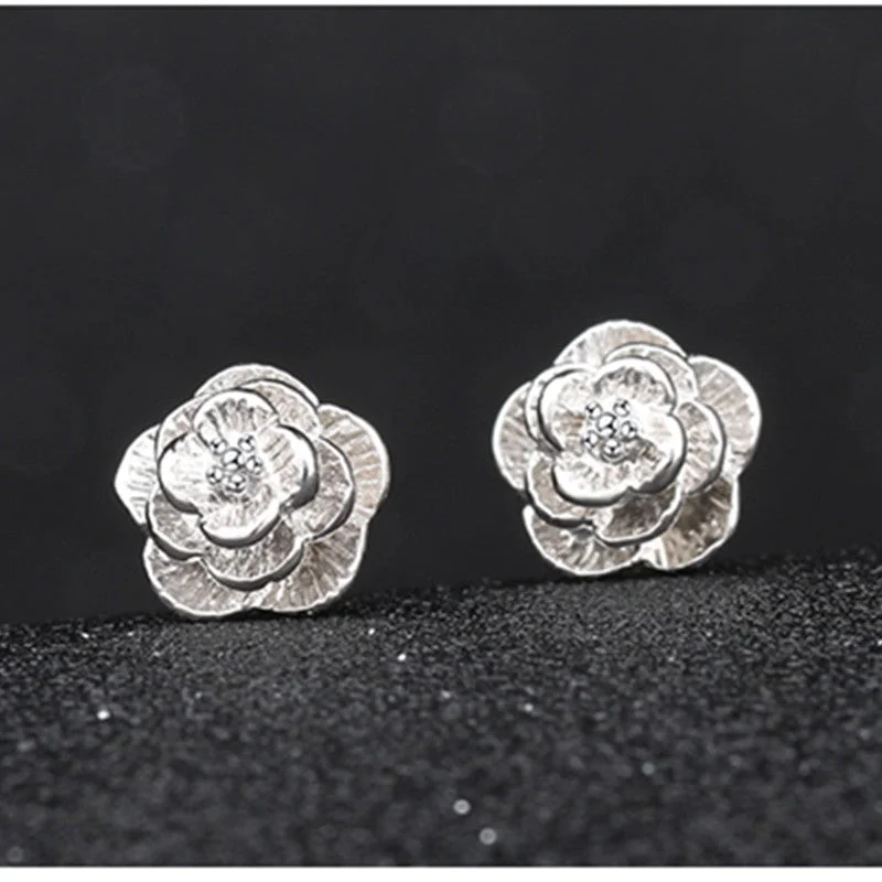 Drop Earrings for Fitness Activities -Small Daisy Flowers Senior Flower Earrings